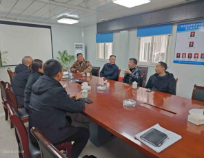 市城投公司副總經(jīng)理郭智勇一行深入后河吉安里商業(yè)中心項目調研